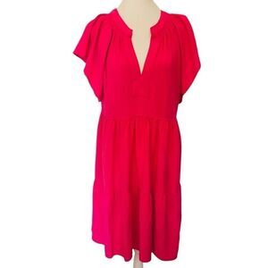 Calvin Klein Gauze Split Neck Short Sleeve
Hot Pink Shift Dress size 16.